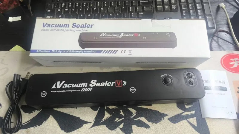 Food Sealing Portable Home Vacuum Kitchen Helper 220V Automatic Packaging Machine Food Vacuum Sealing Machine